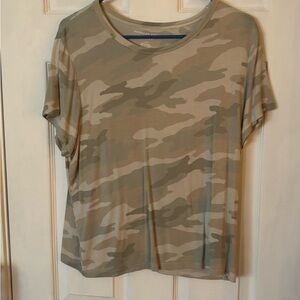 American Eagle Outfitters Women's Camouflage Top
